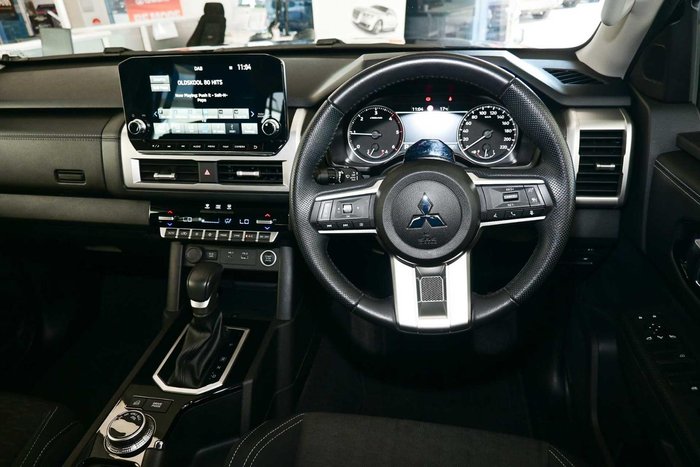 2025 Mitsubishi Triton GLS