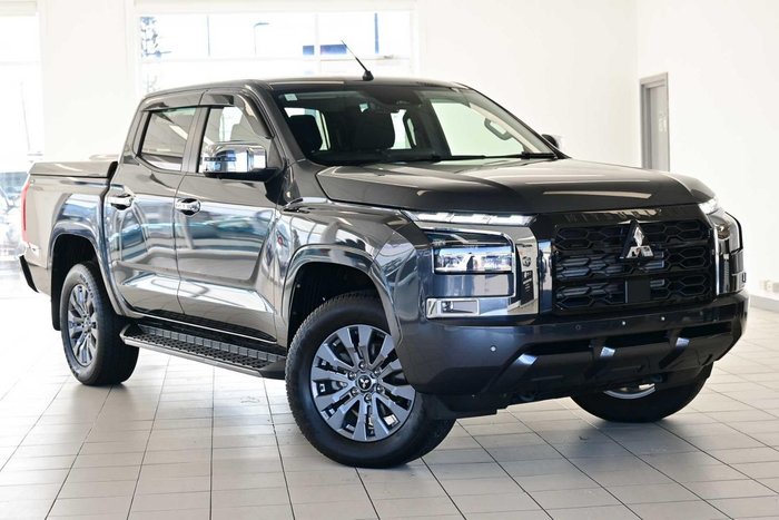 2025 Mitsubishi Triton GLS