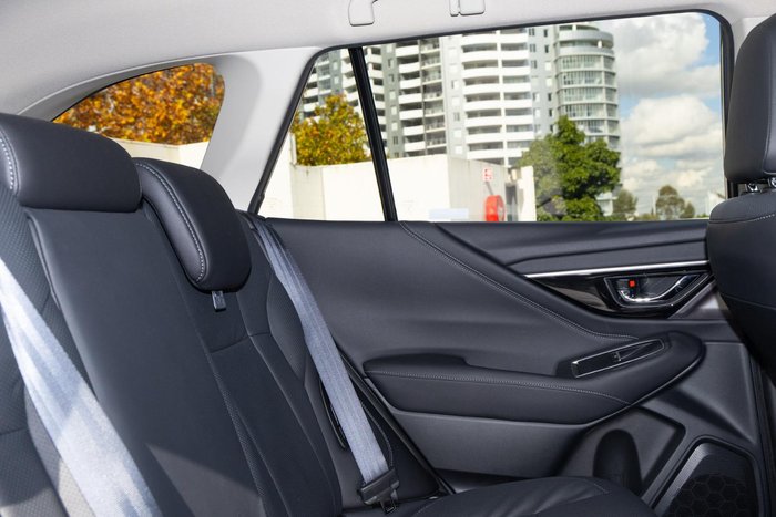 2025 Subaru Outback AWD Touring XT