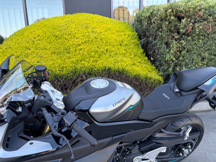 2026 CFMOTO 2026 CF MOTO 450CC 450SR-S Gem Black