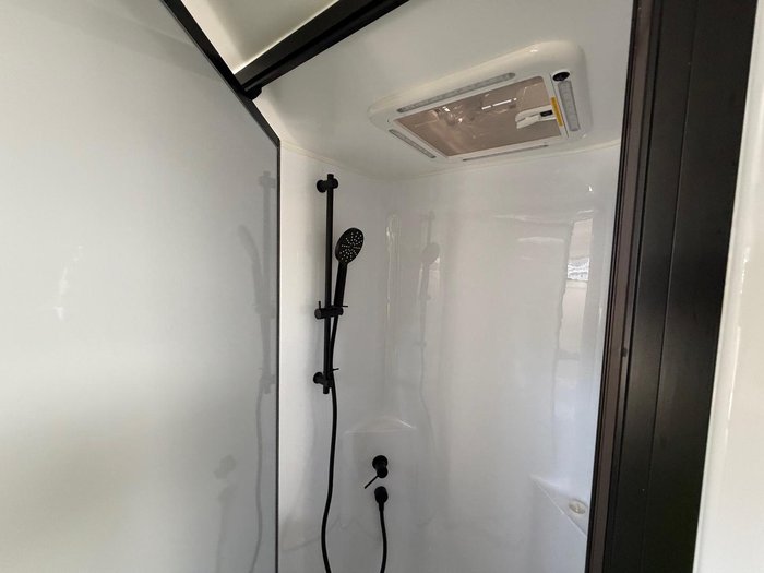 2026 JB Caravans 22'6 Dirt Road Xtreme Rear Door