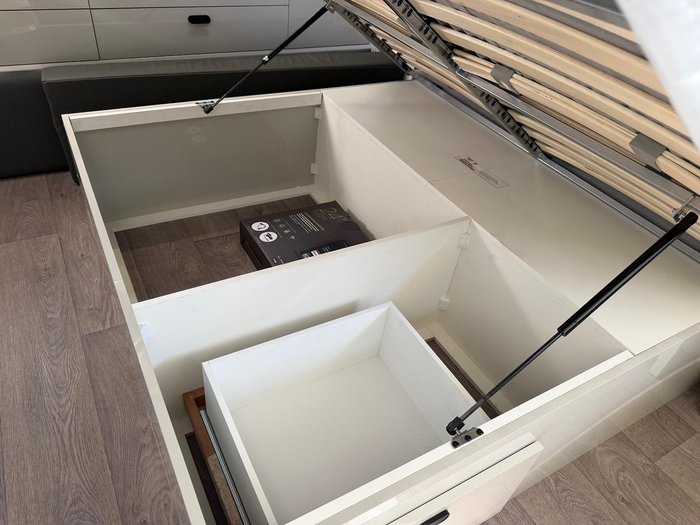 2026 JB Caravans 22'6 Dirt Road Xtreme Rear Door