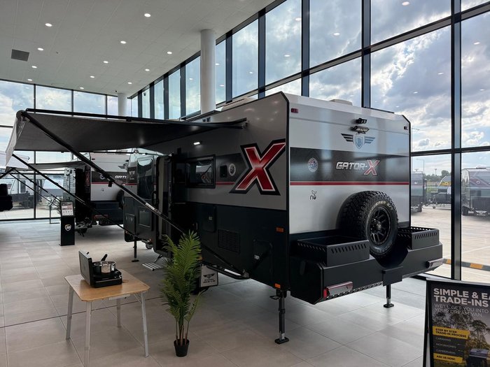 2025 JB Caravans Gator X 18' Fd Family