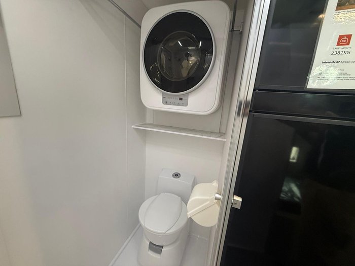 2025 JB Caravans Gator X 18' Fd Family