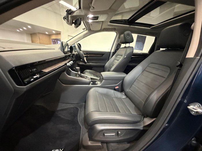 2024 Honda CR-V VTi LX