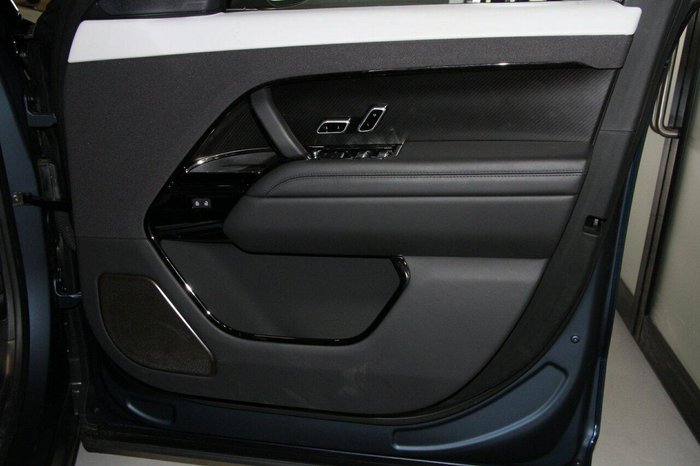 2025 Land Rover Range Rover Sport P635 SV Edition Two