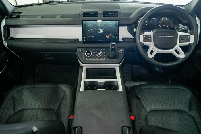 2025 Land Rover Defender 90 D250 S