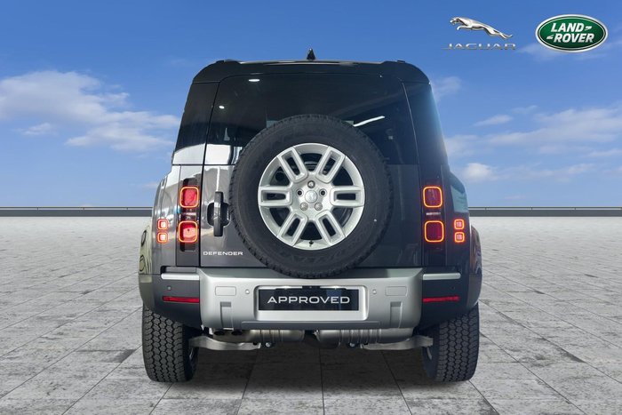 2025 Land Rover Defender 90 D250 S