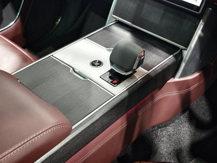 2024 Land Rover Range Rover P460e Autobiography PHEV