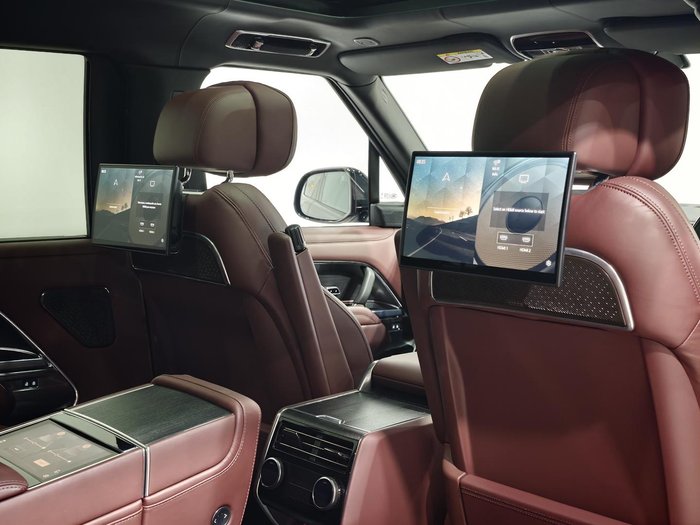 2024 Land Rover Range Rover P460e Autobiography PHEV