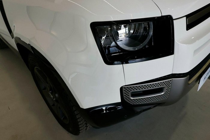 2025 Land Rover Defender 110 D350 X-Dynamic SE