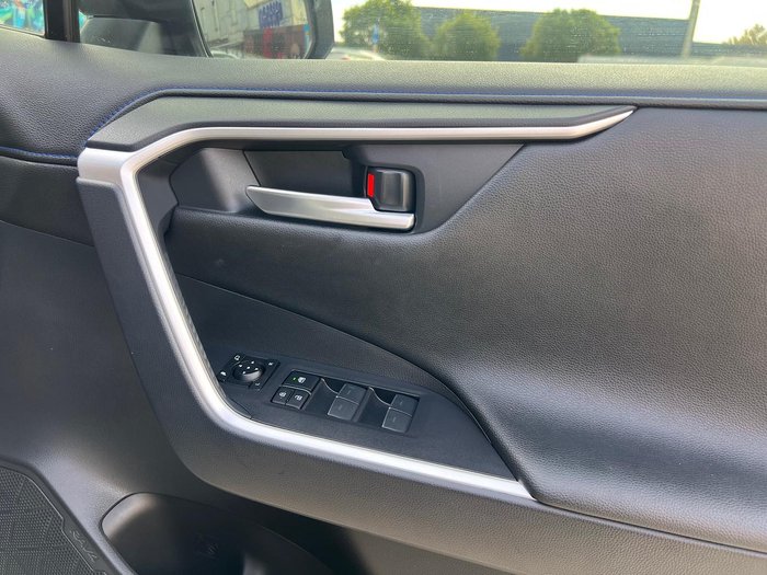 2024 Toyota RAV4 XSE