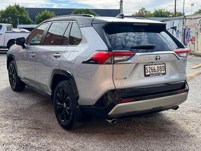 2024 Toyota RAV4 XSE