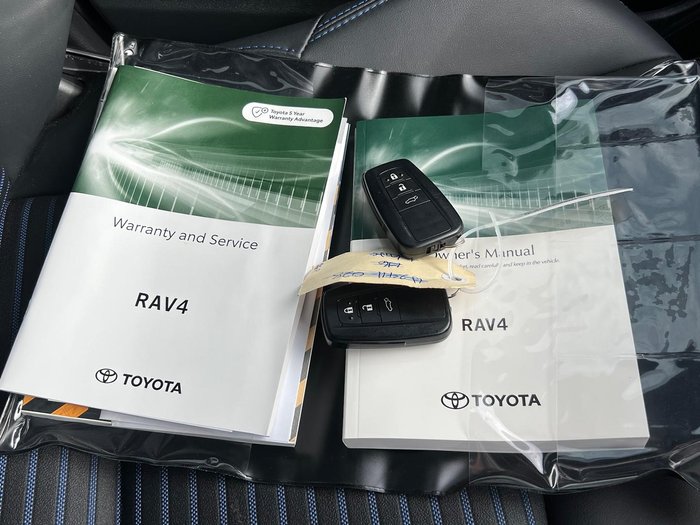 2024 Toyota RAV4 XSE