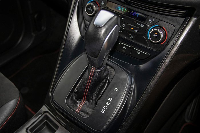 2019 Ford Escape ST-Line