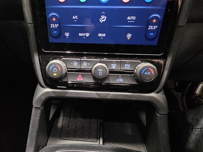 2025 Ford Everest Trend