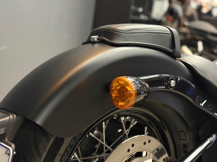 2013 Harley-Davidson Softail Slim (FLS) Softail Black