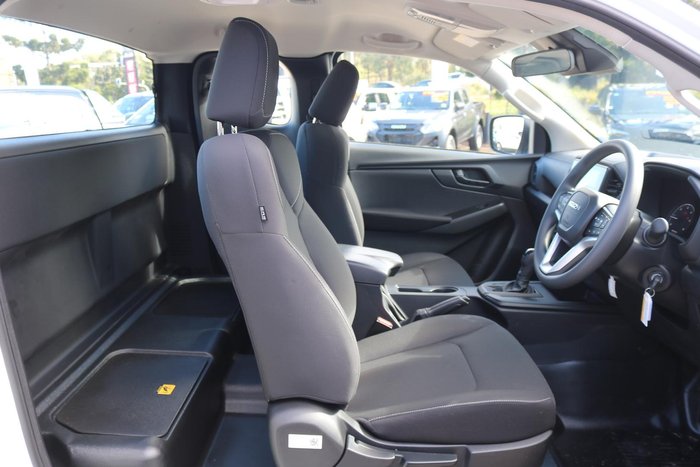2025 Isuzu D-MAX SX High Ride
