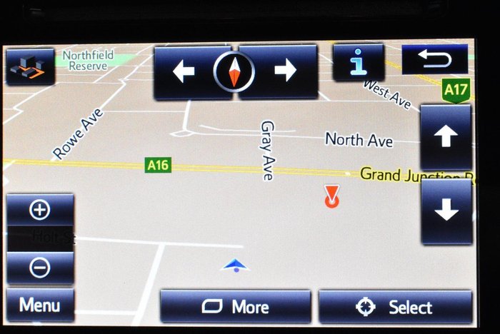 2015 Toyota Hilux SR5