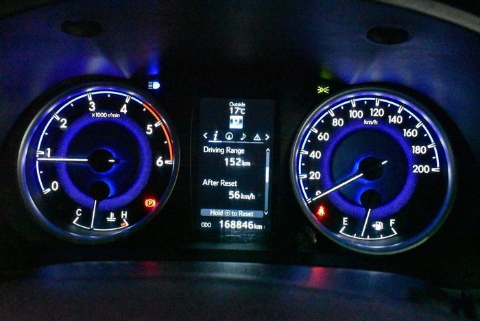 2015 Toyota Hilux SR5