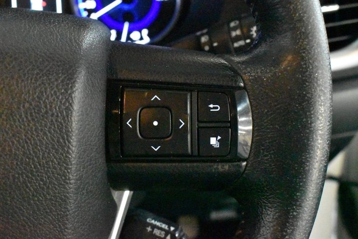 2015 Toyota Hilux SR5