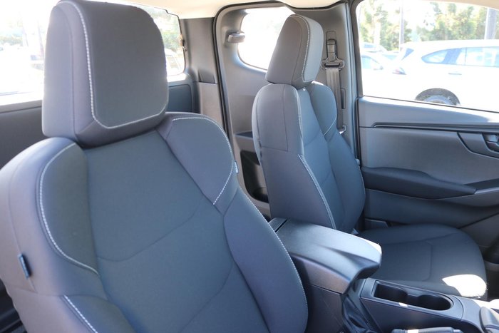 2025 Isuzu D-MAX SX High Ride