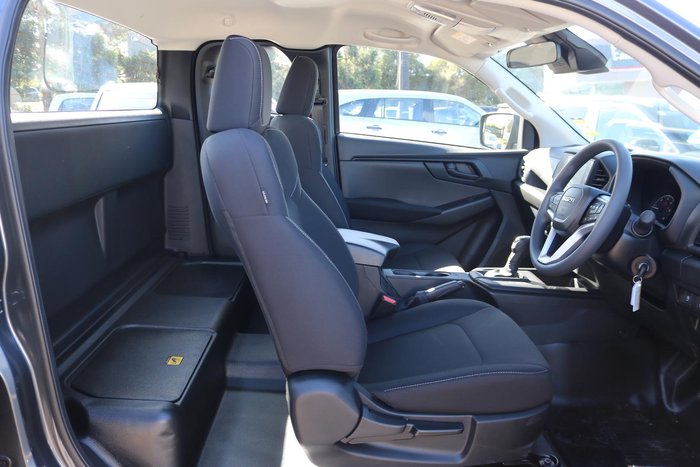 2025 Isuzu D-MAX SX High Ride