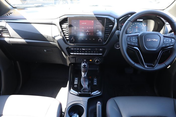 2025 Isuzu D-MAX X-TERRAIN