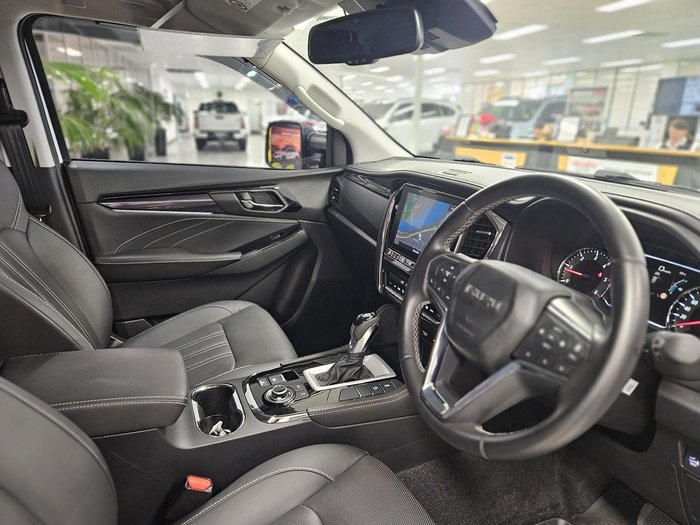 2024 Isuzu MU-X LS-T MY24 4X4 Dual Range Moonstone White