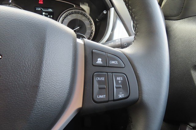 2024 SUZUKI VITARA MY24 Vitara Series II Turbo 2WD 1.4L Auto (Grey alloy wheels, no Sat nav) Bright Red 5/Black Two Tone