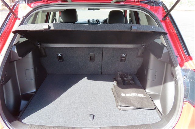 2024 SUZUKI VITARA MY24 Vitara Series II Turbo 2WD 1.4L Auto (Grey alloy wheels, no Sat nav) Bright Red 5/Black Two Tone