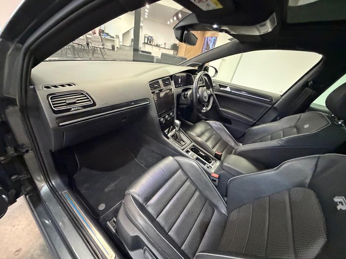 2020 Volkswagen Golf R