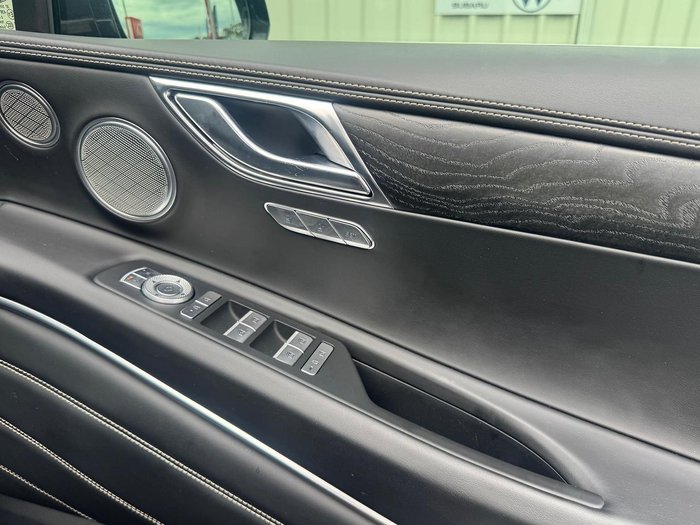 2022 Genesis GV80 2.5T