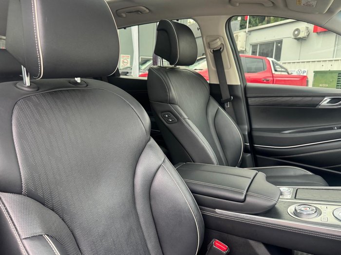 2022 Genesis GV80 2.5T