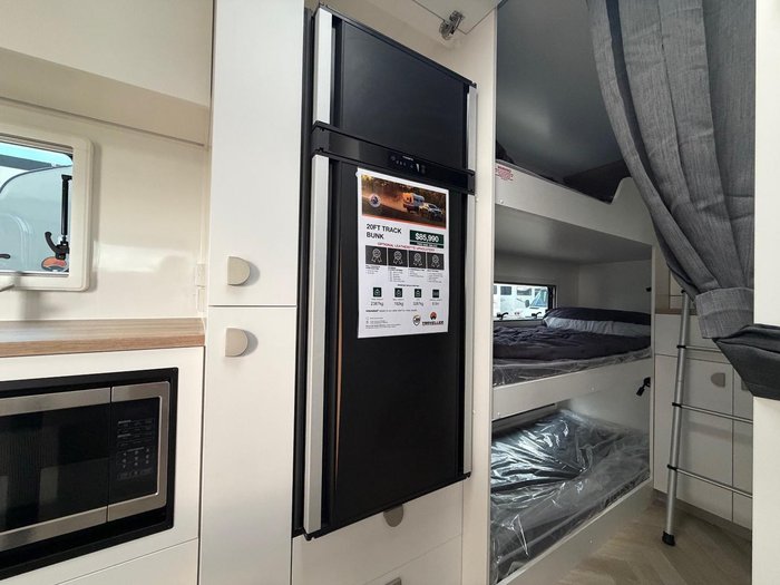 2026 Traveller Destination Track 20 Bunks My26