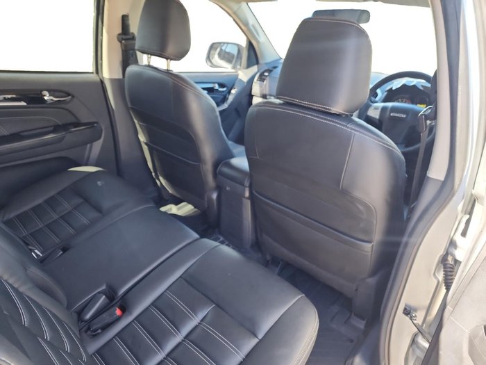 2019 Isuzu MU-X LS-T