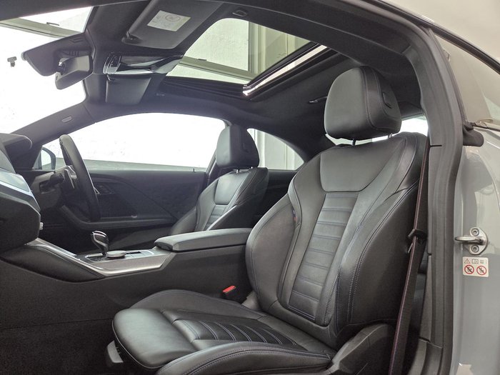2022 BMW 2 Series 220i M Sport