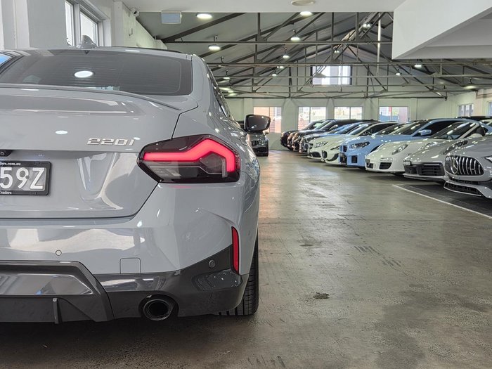 2022 BMW 2 Series 220i M Sport