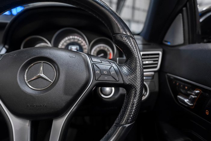 2013 Mercedes-Benz E-Class E400 A207 Obsidian Black