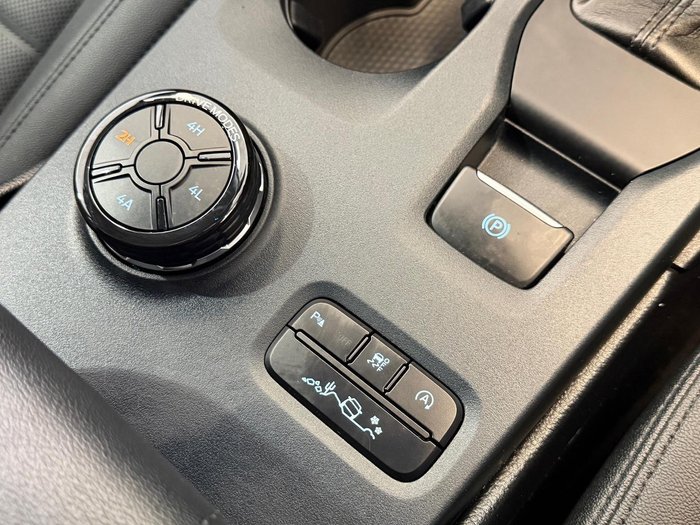 2022 Ford Everest Sport