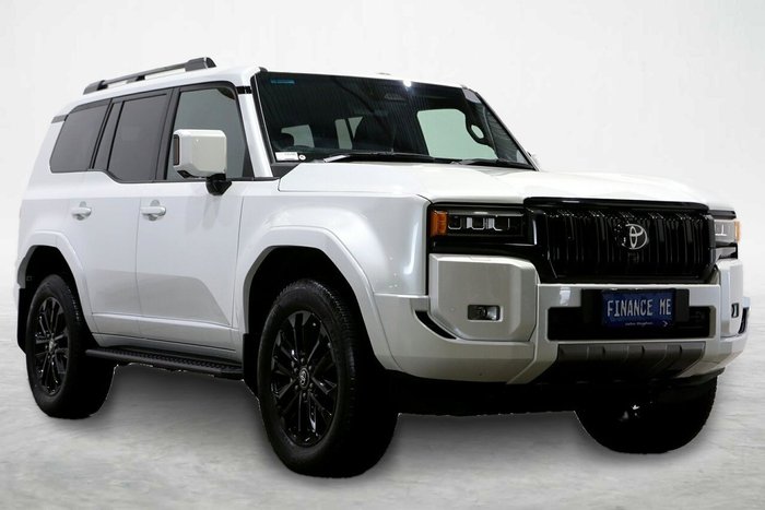 2024 Toyota Landcruiser Prado
