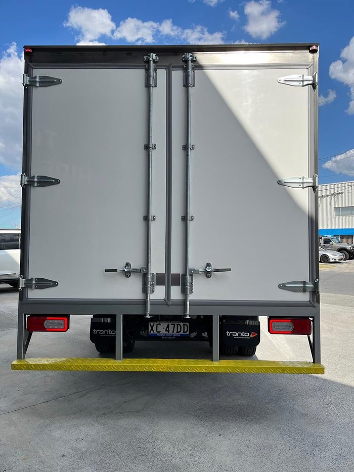 2026 Isuzu N Series NPR 70/45-190 AM D42 White