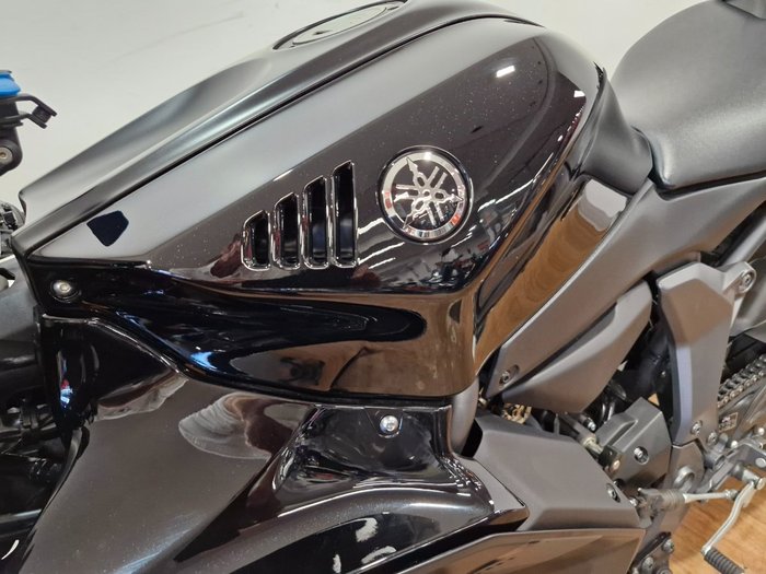 2025 Yamaha YZF-R7LA Black