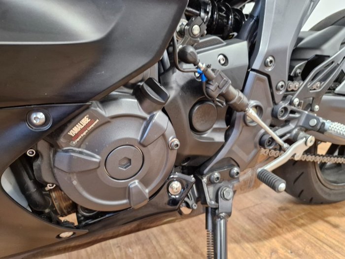 2025 Yamaha YZF-R7LA Black