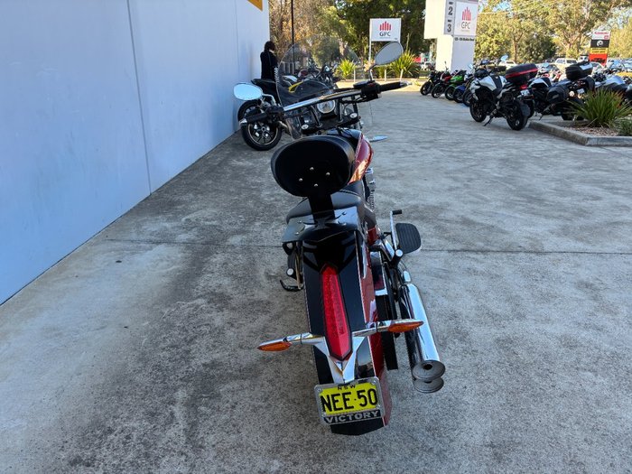 2014 VICTORY BOARDWALK Two Tone Sunset Red & Black