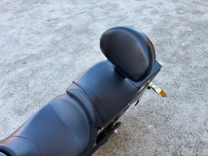 2014 VICTORY BOARDWALK Two Tone Sunset Red & Black