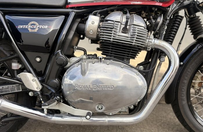 2022 Royal Enfield Interceptor 650 Chrome