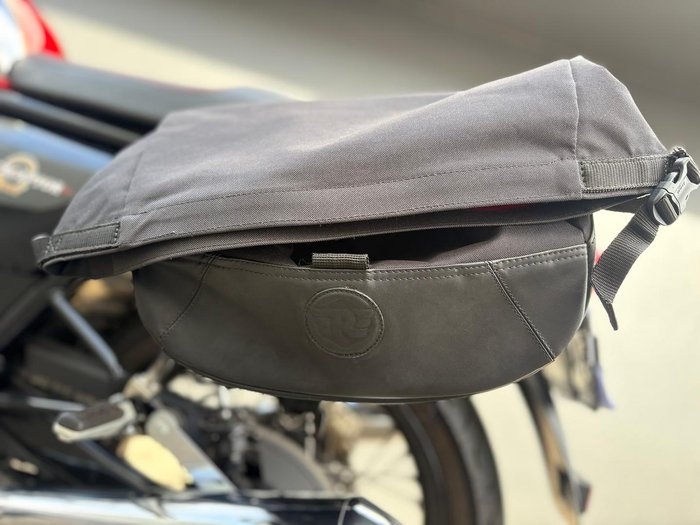 2022 Royal Enfield Interceptor 650 Chrome