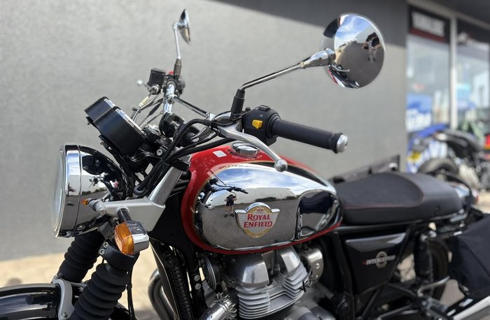 2022 Royal Enfield Interceptor 650 Chrome