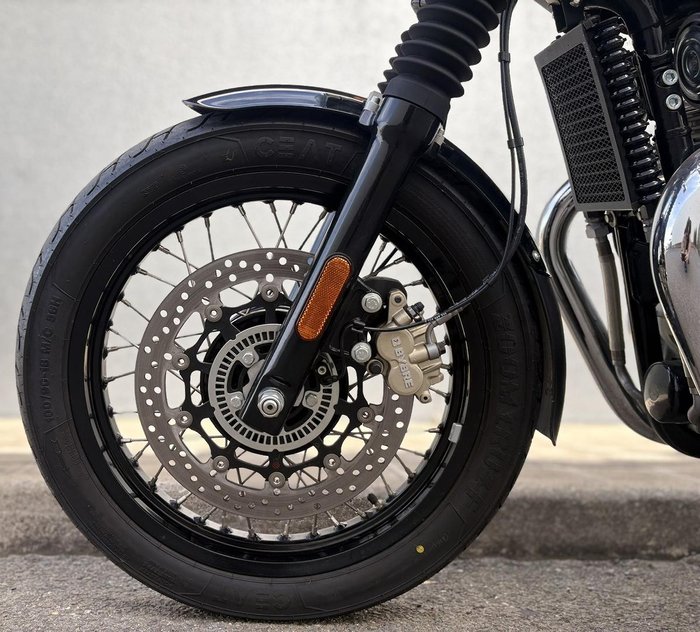 2022 Royal Enfield Interceptor 650 Chrome